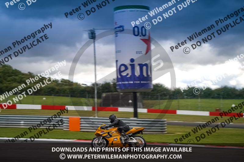 donington no limits trackday;donington park photographs;donington trackday photographs;no limits trackdays;peter wileman photography;trackday digital images;trackday photos